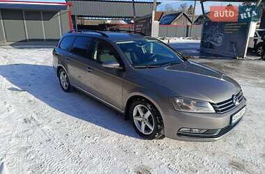 Універсал Volkswagen Passat 2012 в Полонному