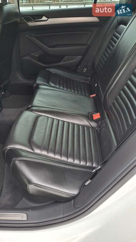 Седан Volkswagen Passat 2018 в Броварах