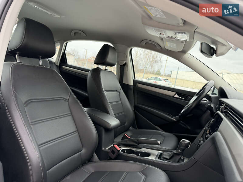 Седан Volkswagen Passat 2020 в Луцьку фото 31 Седан Volkswagen Passat 2020 в Луцьку
