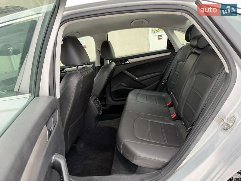 Седан Volkswagen Passat 2020 в Луцьку фото 35 Седан Volkswagen Passat 2020 в Луцьку