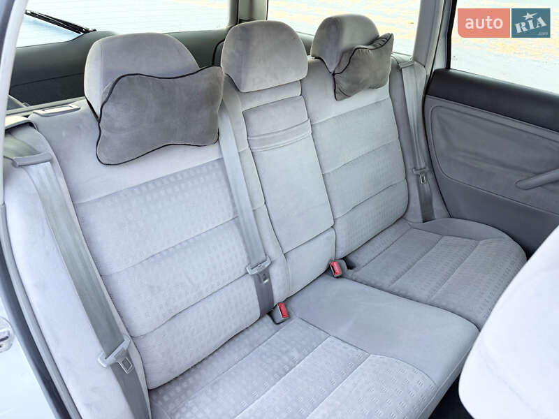 Універсал Volkswagen Passat 2003 в Тернополі