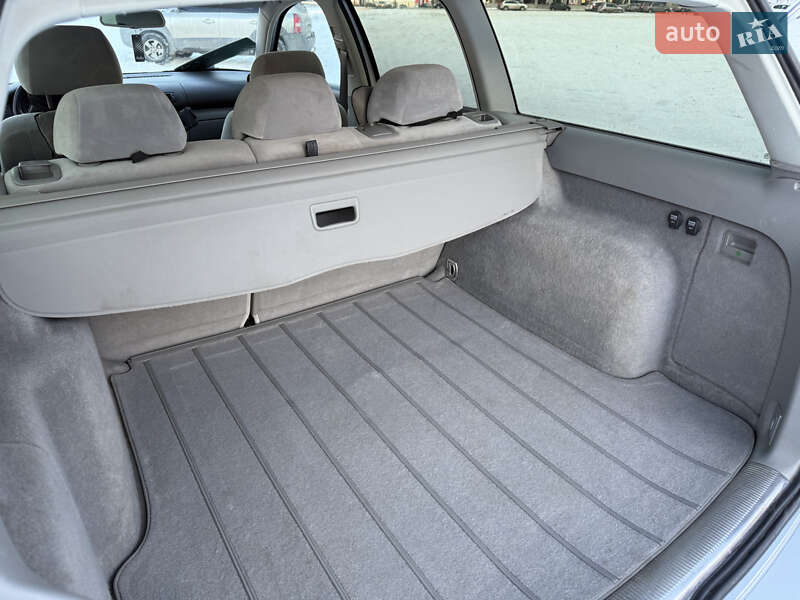 Універсал Volkswagen Passat 2003 в Тернополі