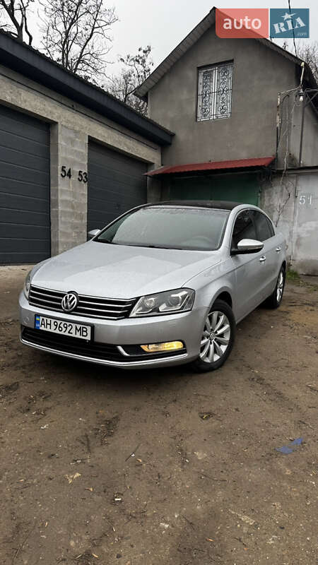Volkswagen Passat 2012