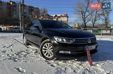 Универсал Volkswagen Passat 2015 в Хмельницком