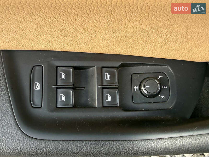 Универсал Volkswagen Passat 2015 в Стрые фото 50 Универсал Volkswagen Passat 2015 в Стрые