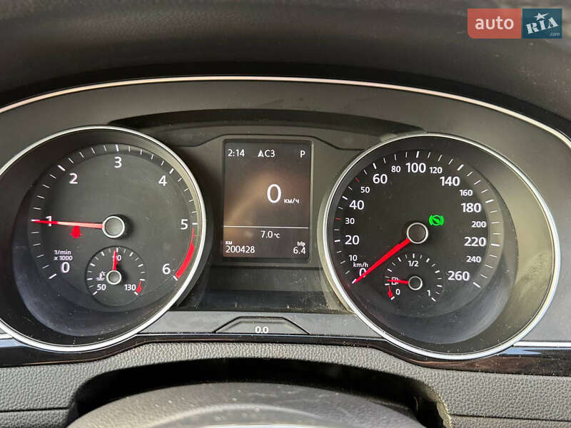 Универсал Volkswagen Passat 2015 в Стрые фото 54 Универсал Volkswagen Passat 2015 в Стрые