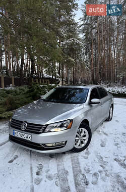 Седан Volkswagen Passat 2013 в Днепре