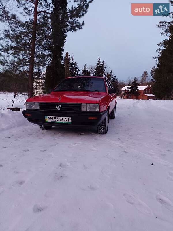 Универсал Volkswagen Passat 1987 в Житомире