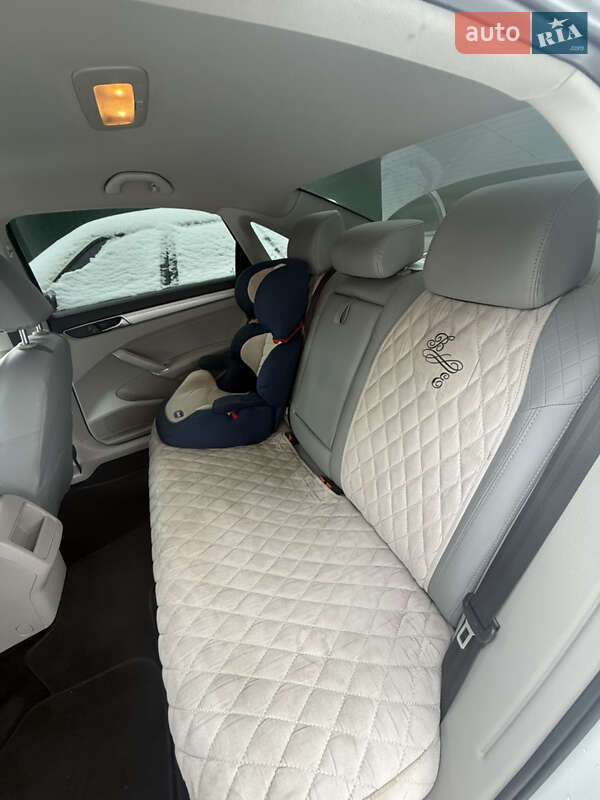 Седан Volkswagen Passat 2017 в Києві фото 24 Седан Volkswagen Passat 2017 в Києві