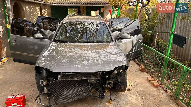 Универсал Volkswagen Passat 2003 в Болграде