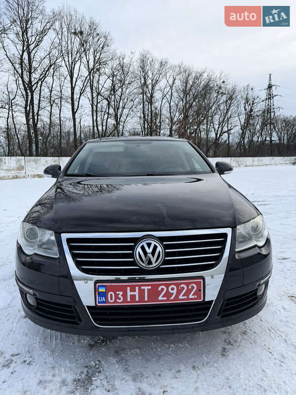 Седан Volkswagen Passat 2010 в Луцке фото 2 Седан Volkswagen Passat 2010 в Луцке