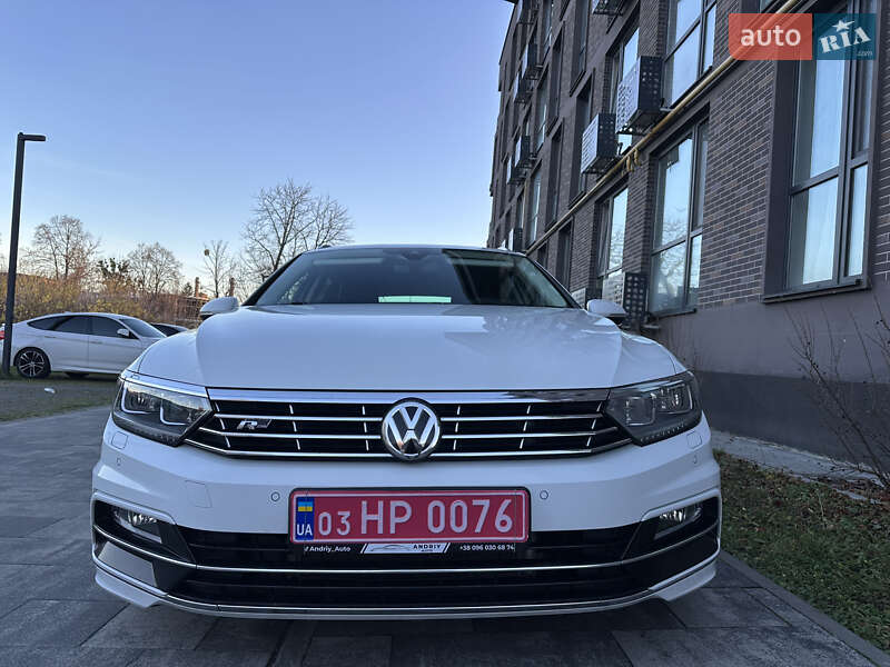 Універсал Volkswagen Passat 2017 в Львові