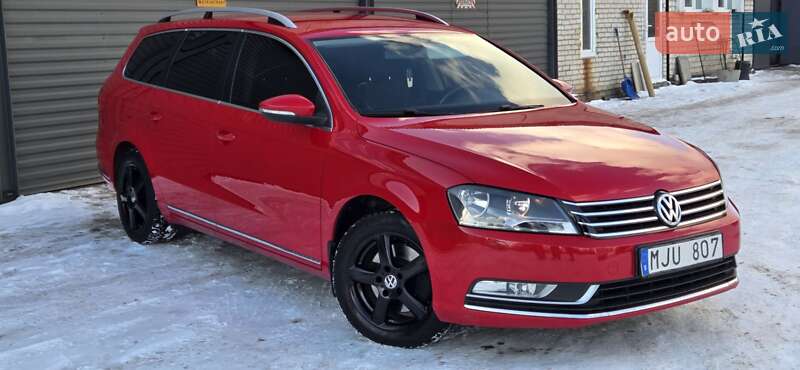 Універсал Volkswagen Passat 2013 в Радивиліві