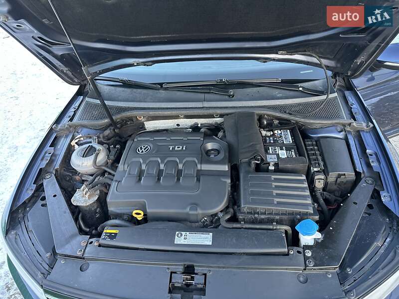 Универсал Volkswagen Passat 2015 в Козове