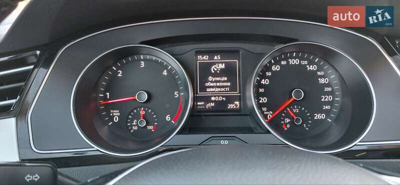 Універсал Volkswagen Passat 2017 в Новому Розділі