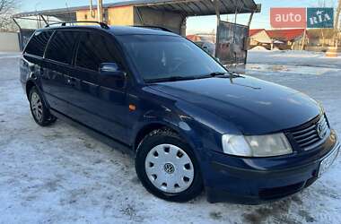 Универсал Volkswagen Passat 1997 в Чемеровцах