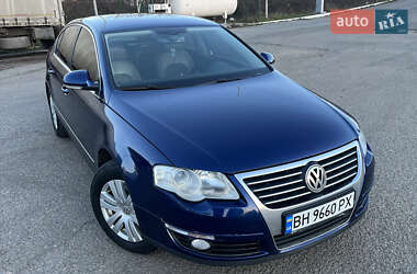 Седан Volkswagen Passat 2005 в Одессе