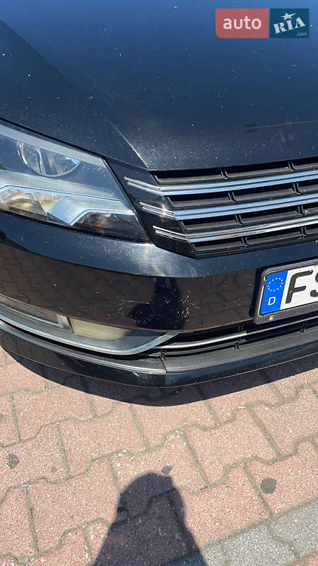 Седан Volkswagen Passat 2013 в Новояворівську