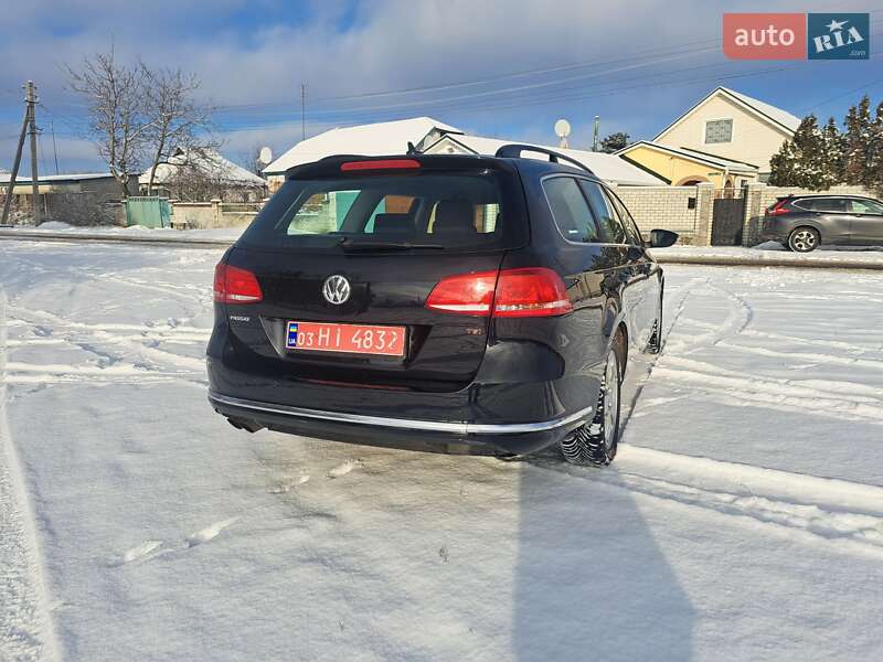 Універсал Volkswagen Passat 2012 в Харкові