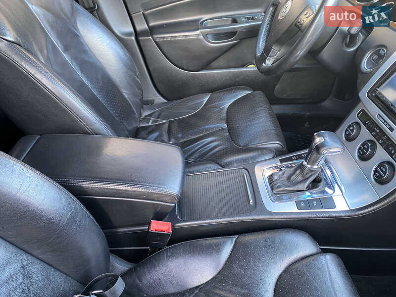 Седан Volkswagen Passat 2008 в Хмельницком