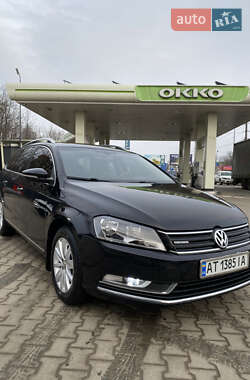 Універсал Volkswagen Passat 2011 в Чернівцях