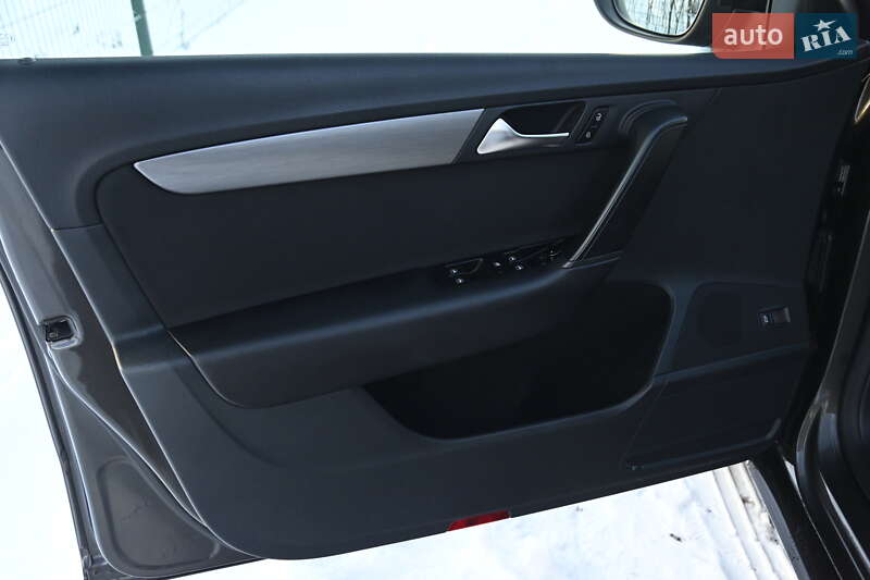 Универсал Volkswagen Passat 2012 в Бердичеве фото 15 Универсал Volkswagen Passat 2012 в Бердичеве