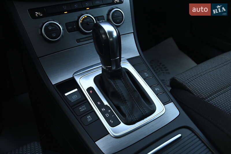 Универсал Volkswagen Passat 2012 в Бердичеве фото 25 Универсал Volkswagen Passat 2012 в Бердичеве