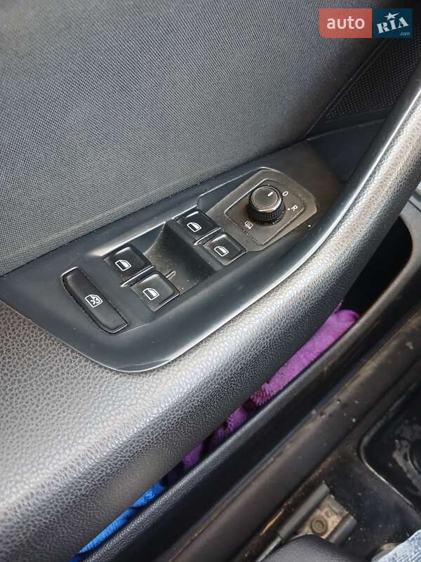 Универсал Volkswagen Passat 2015 в Львове фото 9 Универсал Volkswagen Passat 2015 в Львове