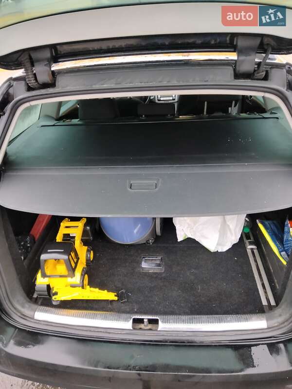 Універсал Volkswagen Passat 2006 в Житомирі