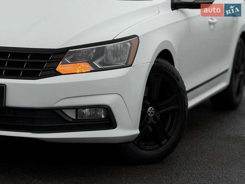 Седан Volkswagen Passat 2016 в Кривом Роге