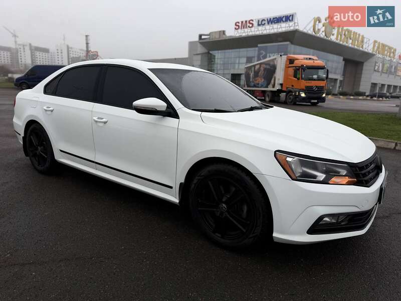Седан Volkswagen Passat 2016 в Кривом Роге
