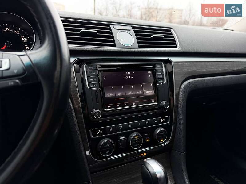 Седан Volkswagen Passat 2016 в Кривом Роге