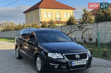 Універсал Volkswagen Passat 2008 в Чернівцях