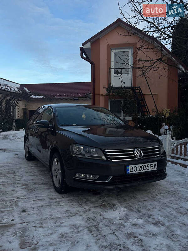 Седан Volkswagen Passat 2012 в Хоросткове фото 8 Седан Volkswagen Passat 2012 в Хоросткове
