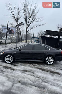 Седан Volkswagen Passat 2016 в Дніпрі