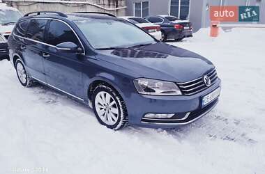 Универсал Volkswagen Passat 2011 в Черновцах