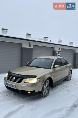 Седан Volkswagen Passat 2003 в Житомирі