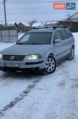 Универсал Volkswagen Passat 2002 в Яворове