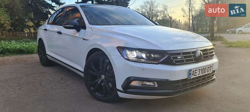 Седан Volkswagen Passat 2015 в Кривом Роге