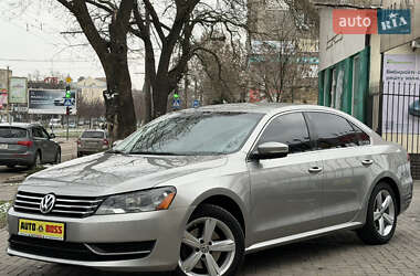 Седан Volkswagen Passat 2013 в Николаеве