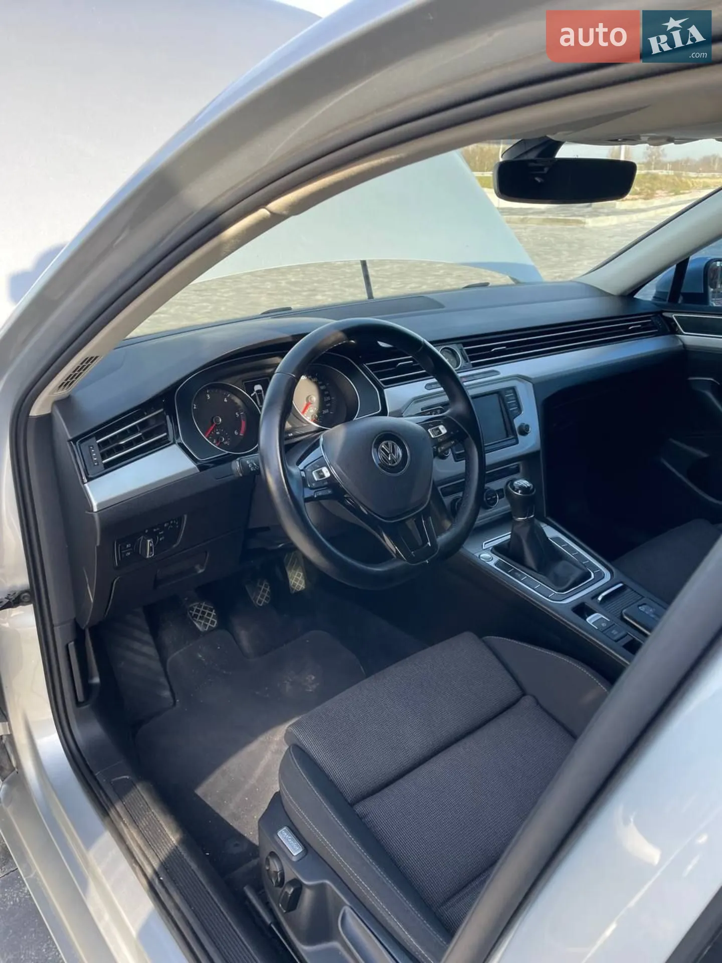 2016 Volkswagen Passat - мініатюра 18