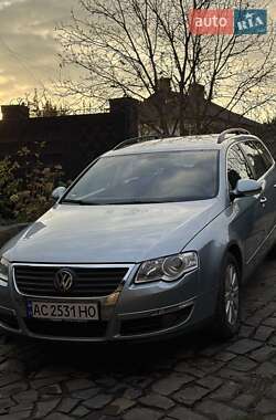 Універсал Volkswagen Passat 2008 в Луцьку