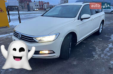 Универсал Volkswagen Passat 2016 в Крайниково