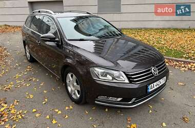 Універсал Volkswagen Passat 2011 в Києві