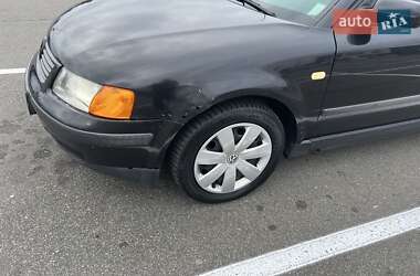 Универсал Volkswagen Passat 1999 в Киеве