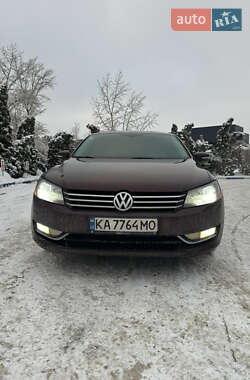 Седан Volkswagen Passat 2013 в Києві
