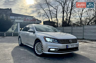 Седан Volkswagen Passat 2015 в Кременчуці