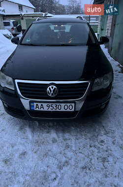 Универсал Volkswagen Passat 2008 в Киеве