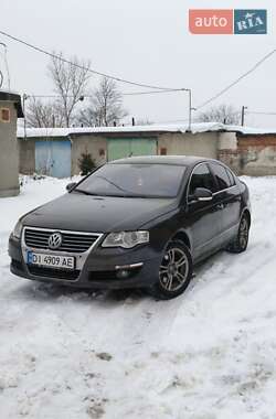 Седан Volkswagen Passat 2005 в Івано-Франківську