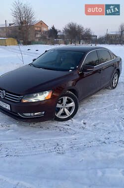 Седан Volkswagen Passat 2012 в Яготине
